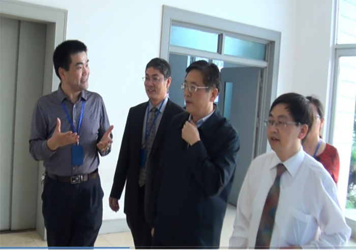2025新澳门2025免费原料网2025
